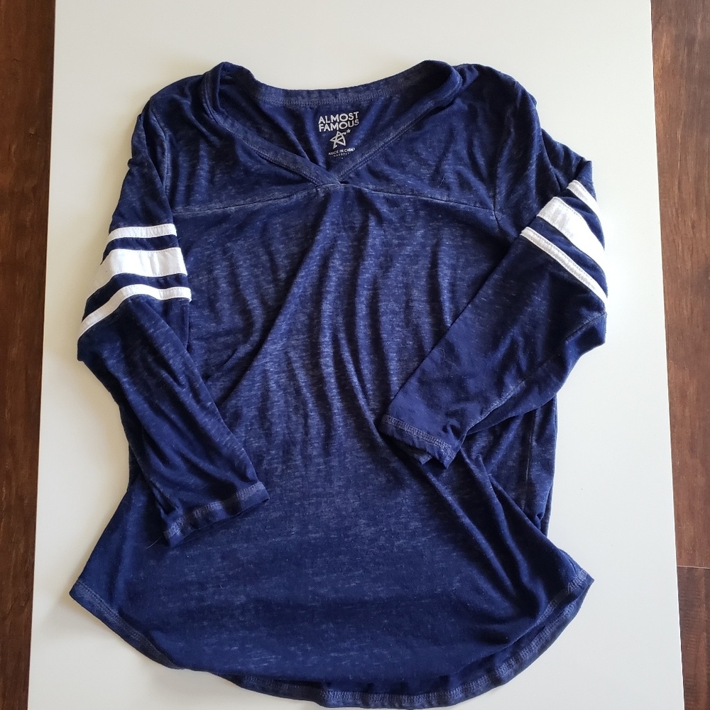3/4 sleeve shirt